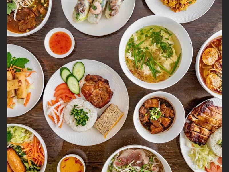 Sang nhà hàng Viet Food, vị trí thu hút, đông khách vùng Wynnum, QLD