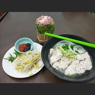 Phở Rapid Creek đang cần tìm 1 bạn kitchen hand all rounder 