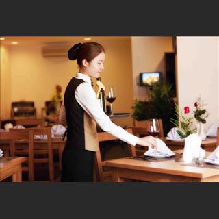 Nhà hàng Mr Hong ở West End cần tuyển nhân viên chạy bàn