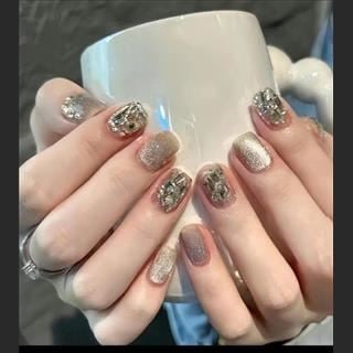 Shop nails cách Springvale 30p lái xe cần thợ TCN, có đưa đón